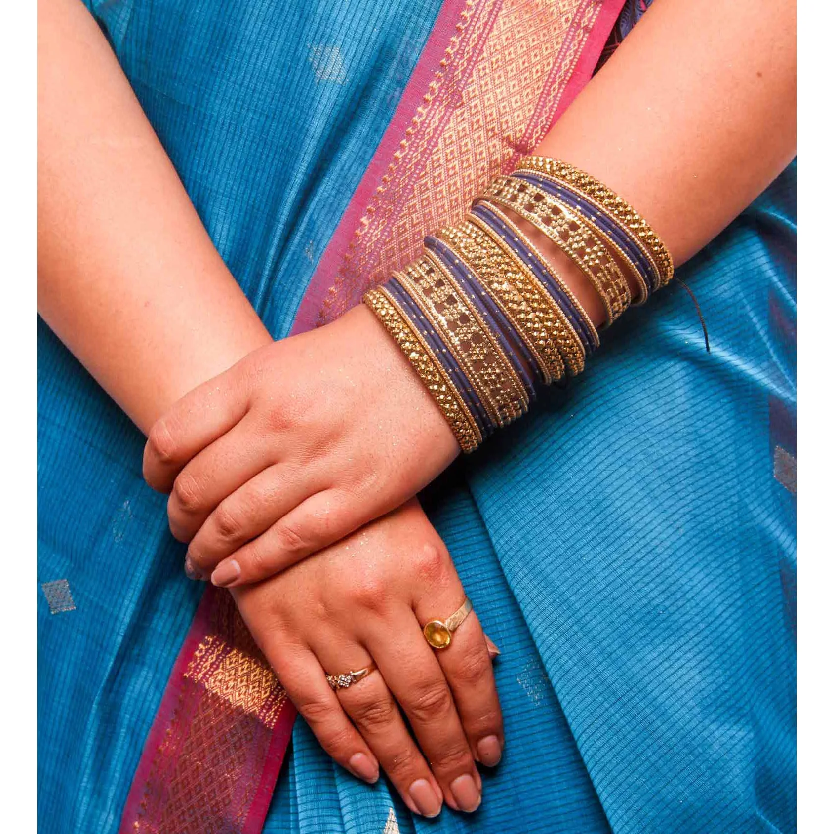 Colored Daily Wear Bangle Set With Flower Jaali Work - Image 7