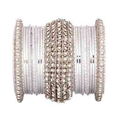 Leshya Golden Chakri shining bangle set for women - Image 3