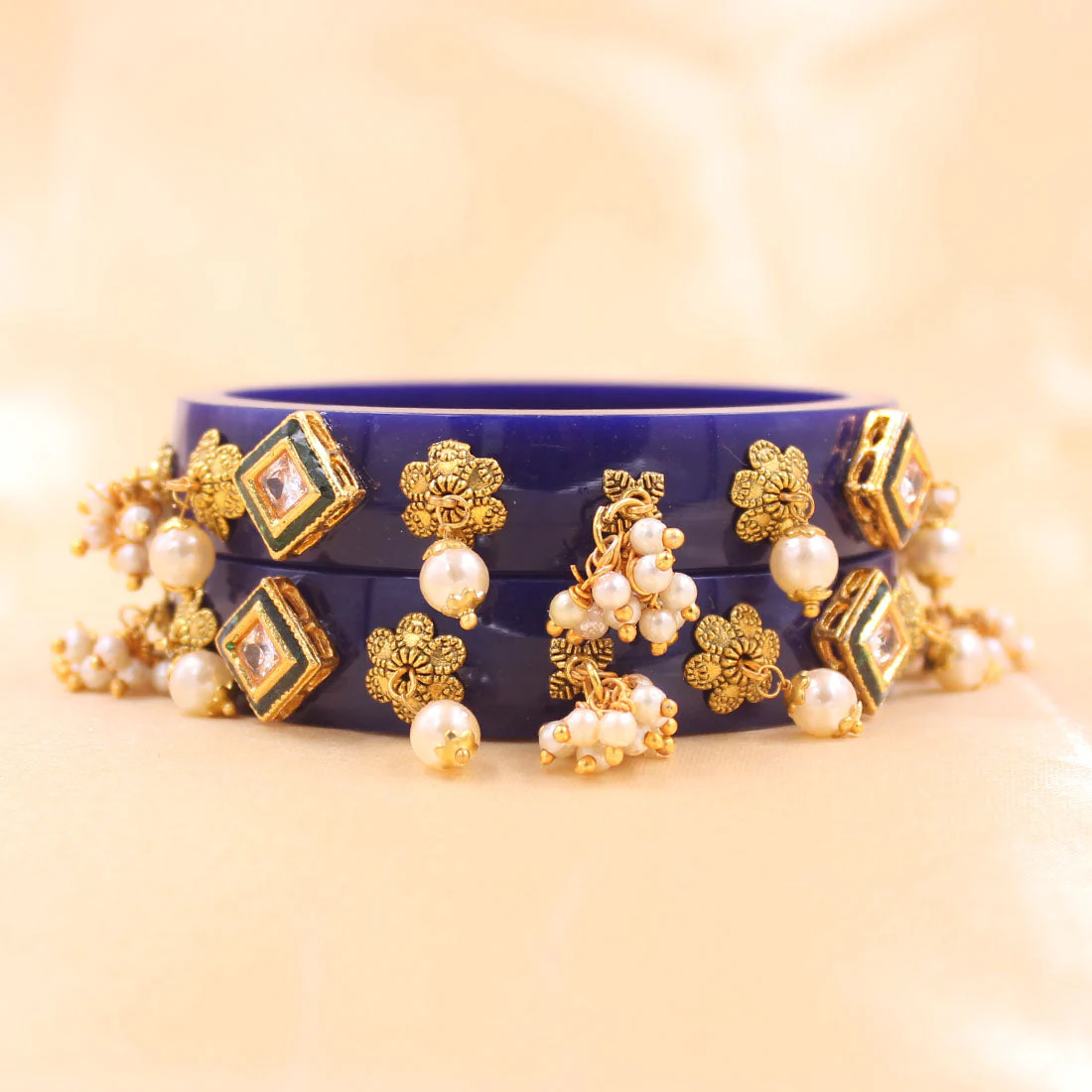 Set of 2 Acrylic Kundan Gajra Bangles by Leshya - Image 4